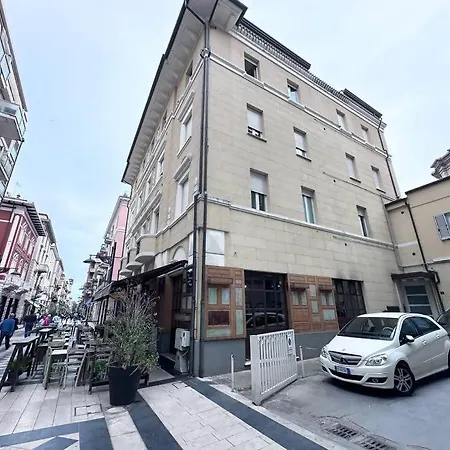 Appartamento In Centro Pescara Exterior photo